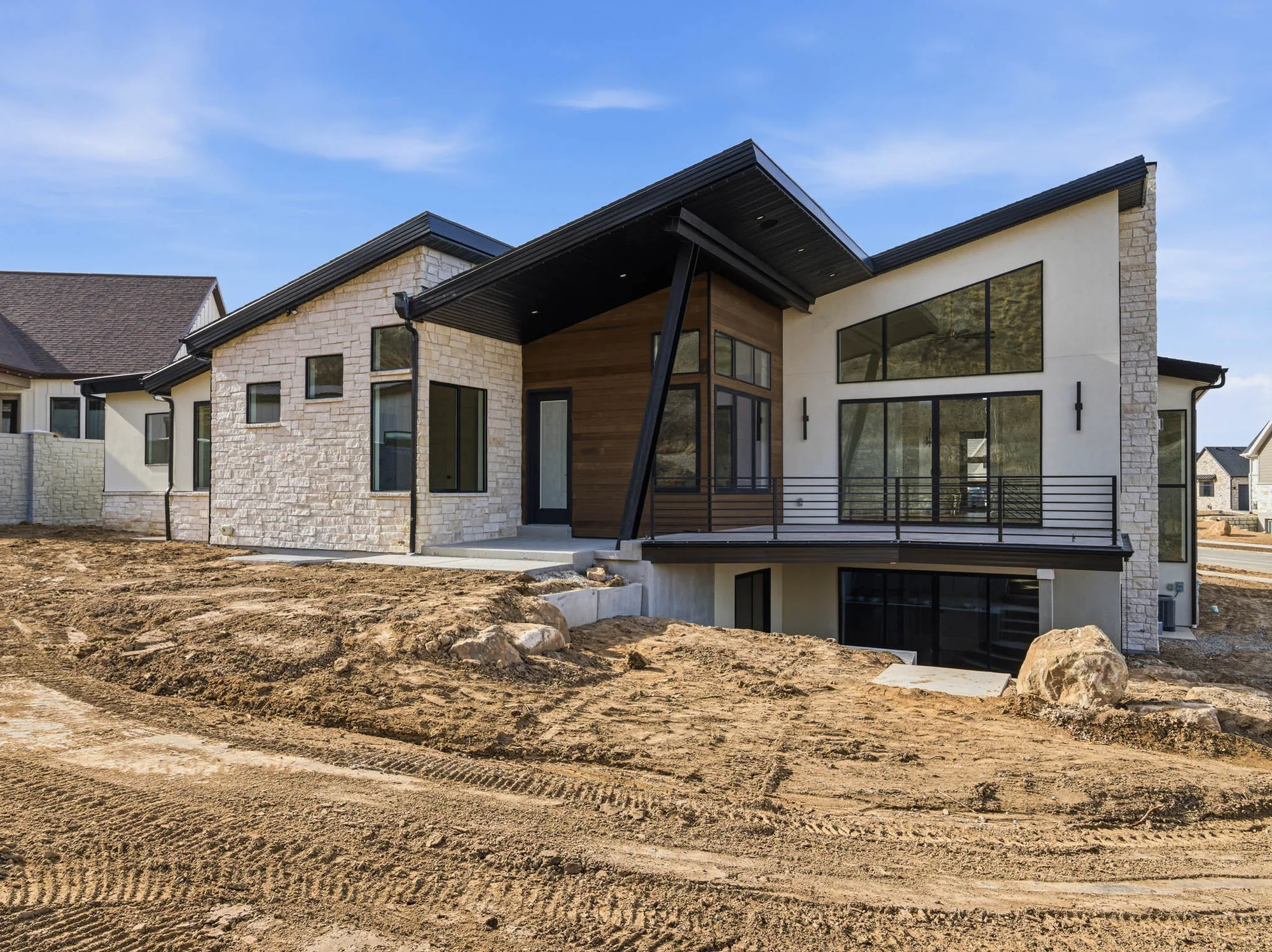 Mountain Contemporary — additional view 1